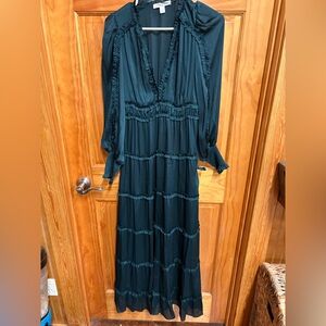 Chelsea & Violet Green Ruched Long Sleeve Gown